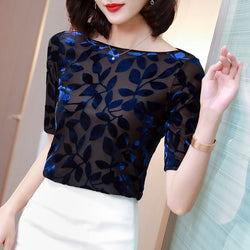 Women's V-neck Bottoming Shirt Fashionable